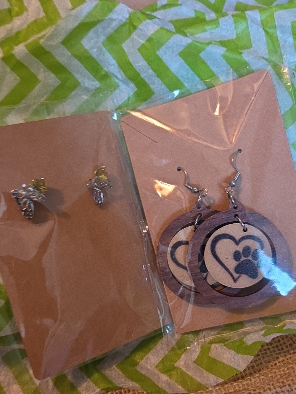 🍋Wooden Paw Heart Dangle Earrings And Stud Butterfly Earrings